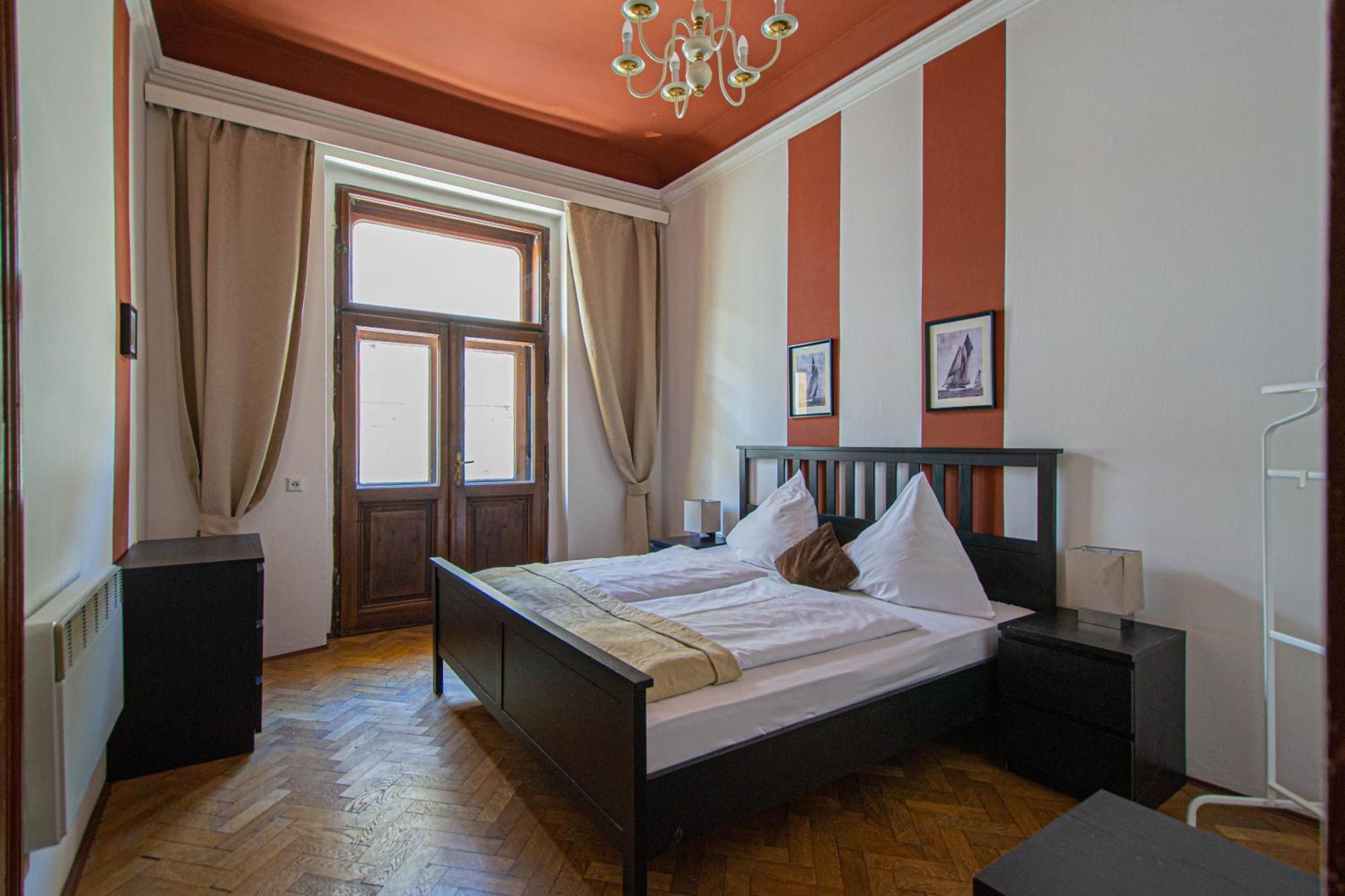 For Celebrations Spacious 3Bdr Apartment With Balcony Prag Eksteriør billede