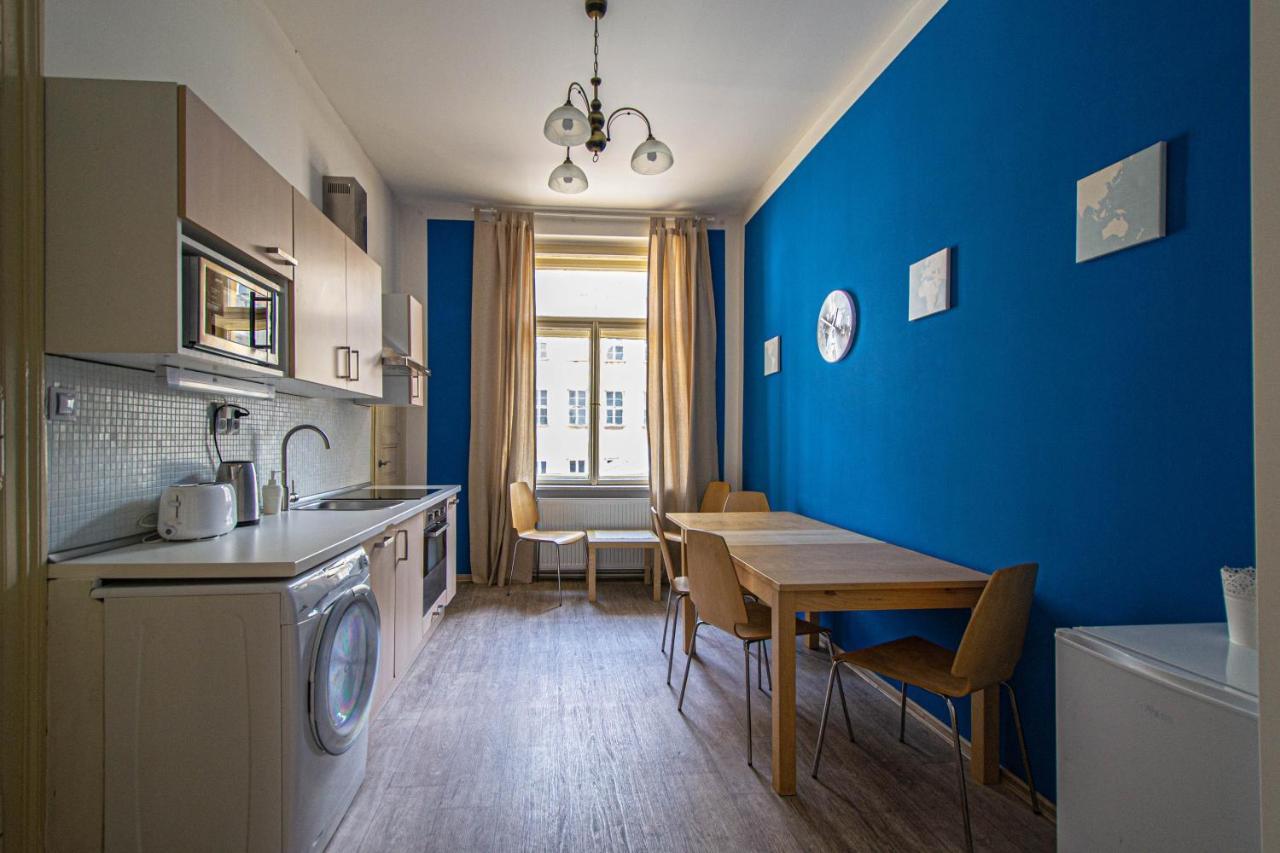 For Celebrations Spacious 3Bdr Apartment With Balcony Prag Eksteriør billede