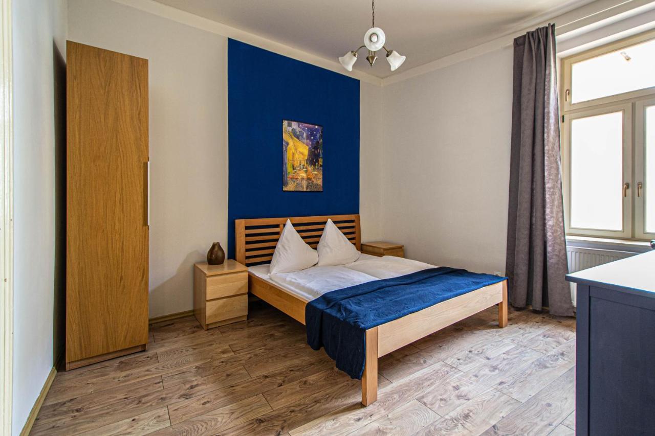 For Celebrations Spacious 3Bdr Apartment With Balcony Prag Eksteriør billede