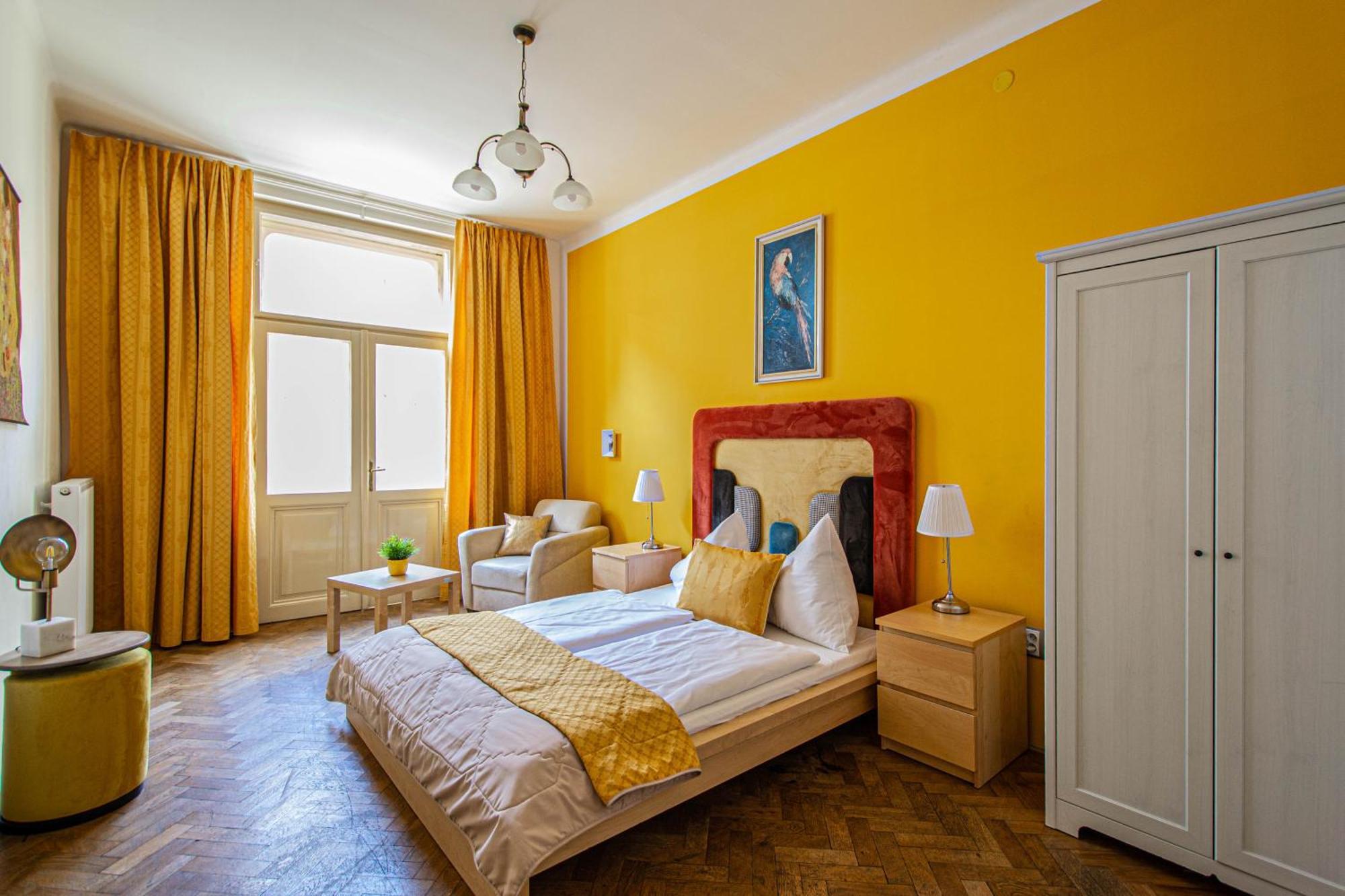 For Celebrations Spacious 3Bdr Apartment With Balcony Prag Eksteriør billede